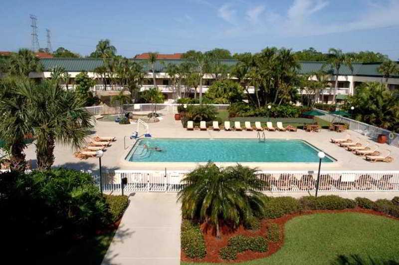 Surestay Plus Hotel By Best Western Clearwater Central Bagian luar foto