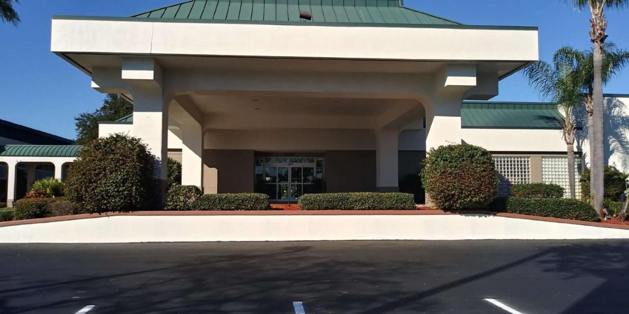 Surestay Plus Hotel By Best Western Clearwater Central Bagian luar foto